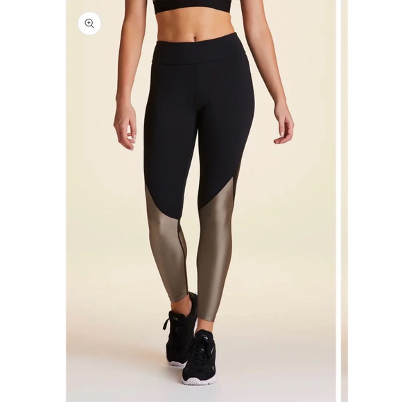 Alala Captain Ankle Tight Leggings in Black + Gold Dust Size Small - Picture 4 of 10